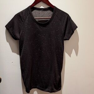 lululemon athletica Black Speckle Short Sleeve Tee
